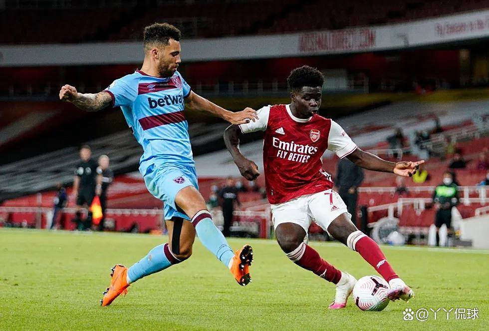 2025 年 12 月 27 日：大联盟官方公布 2026 赛季裁判新技术：引入实时 AR 判罚回放演示