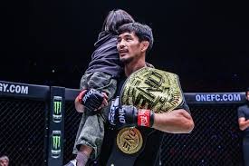 混团世界杯：国乒6-0日本队，夺冠在即！王曼昱决赛吊打张本美和